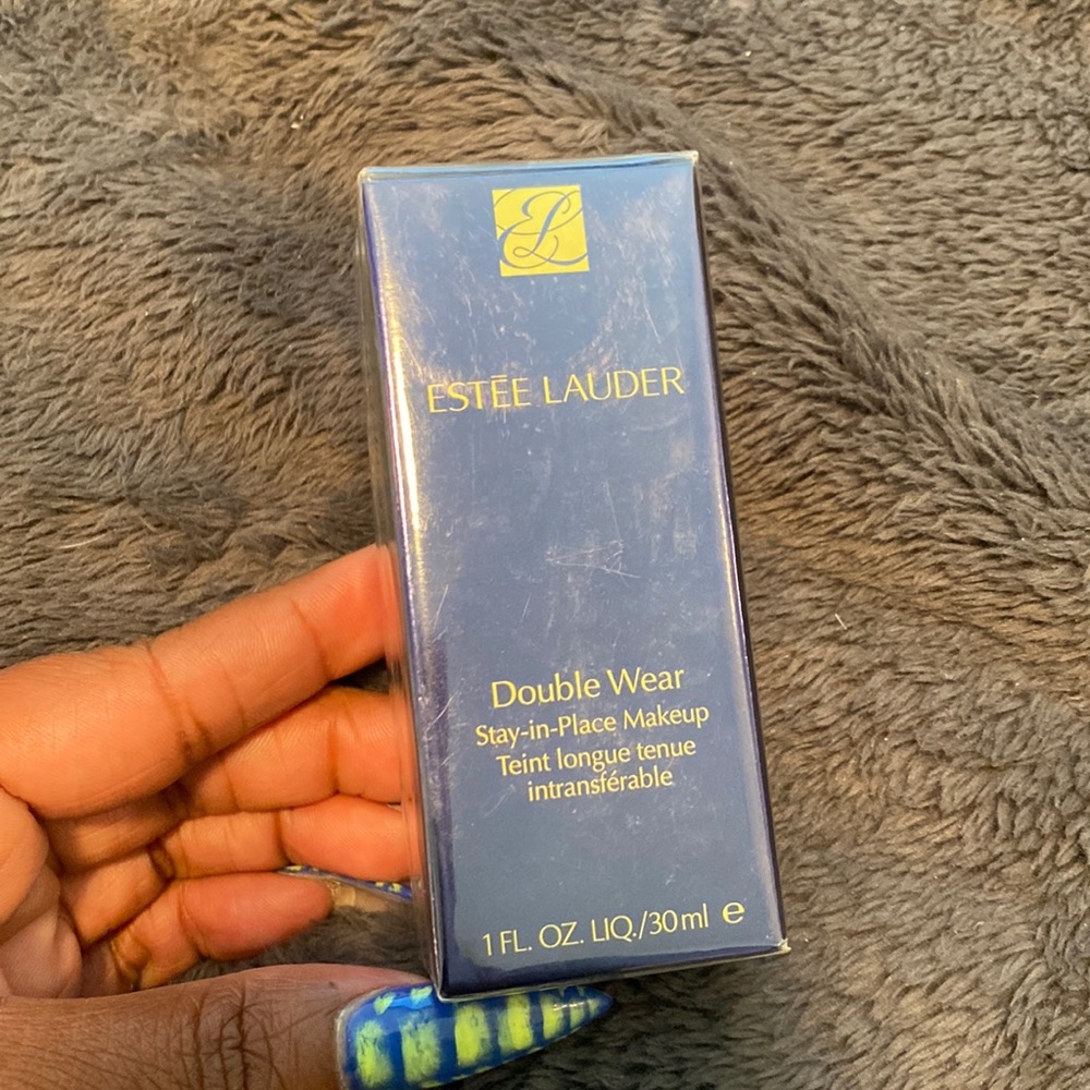 Trade for Mely 🥰 Estée Lauder Double Wear 5W2 Rich Caramel